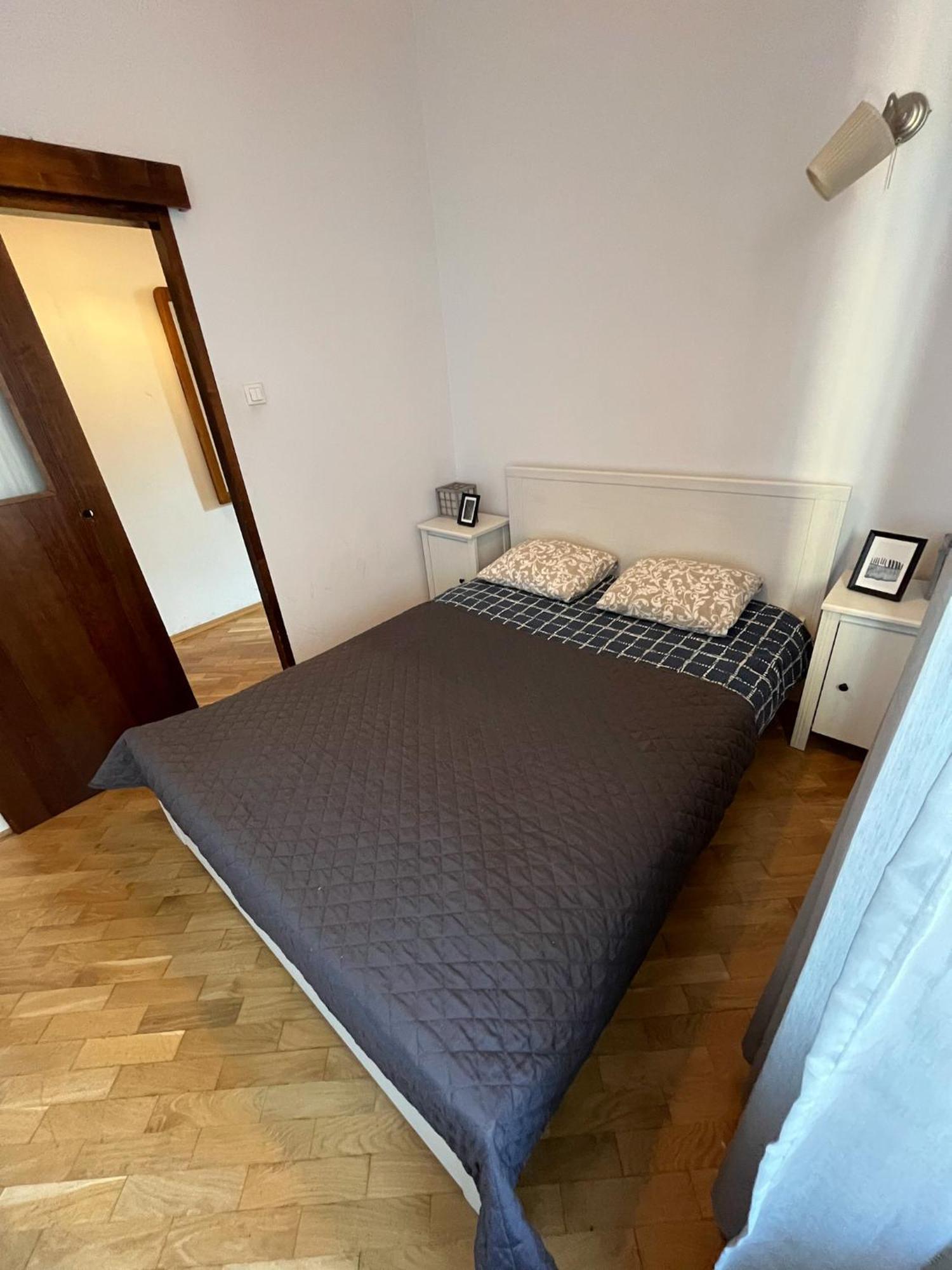 Downtown Apartment B 克拉科夫 外观 照片
